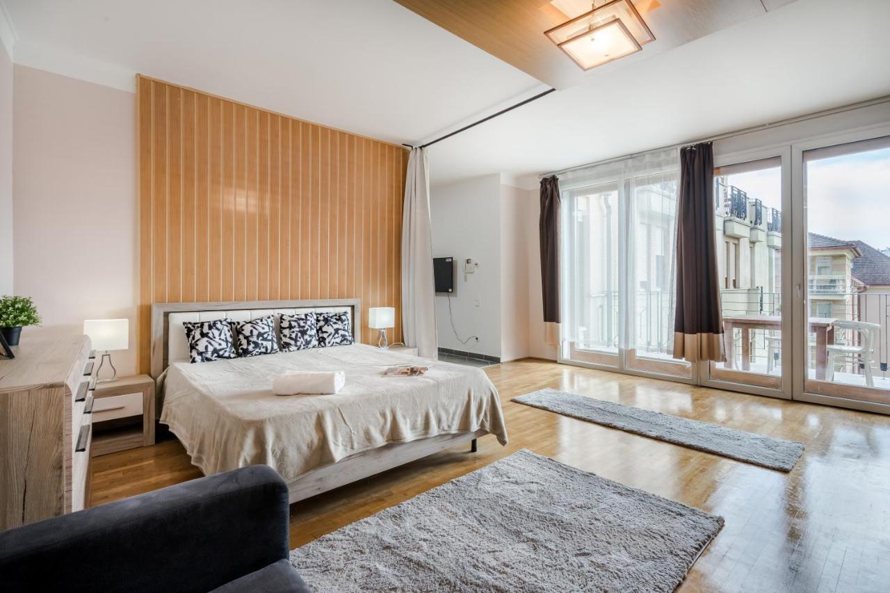Bpr Timber Loft Home With Balcony Budapest Exterior photo